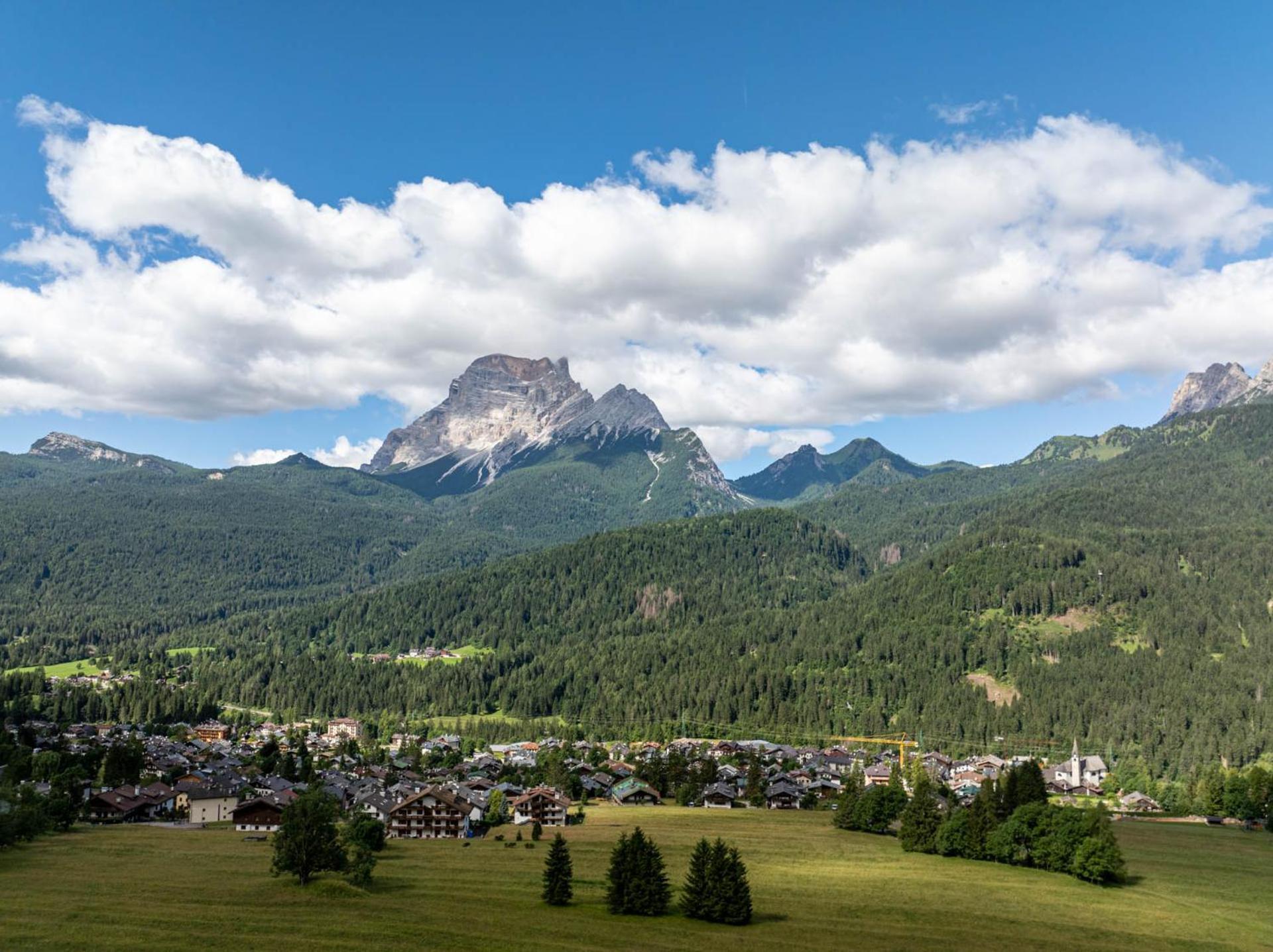 Hotel Il Cardo San Vito di Cadore Exteriör bild