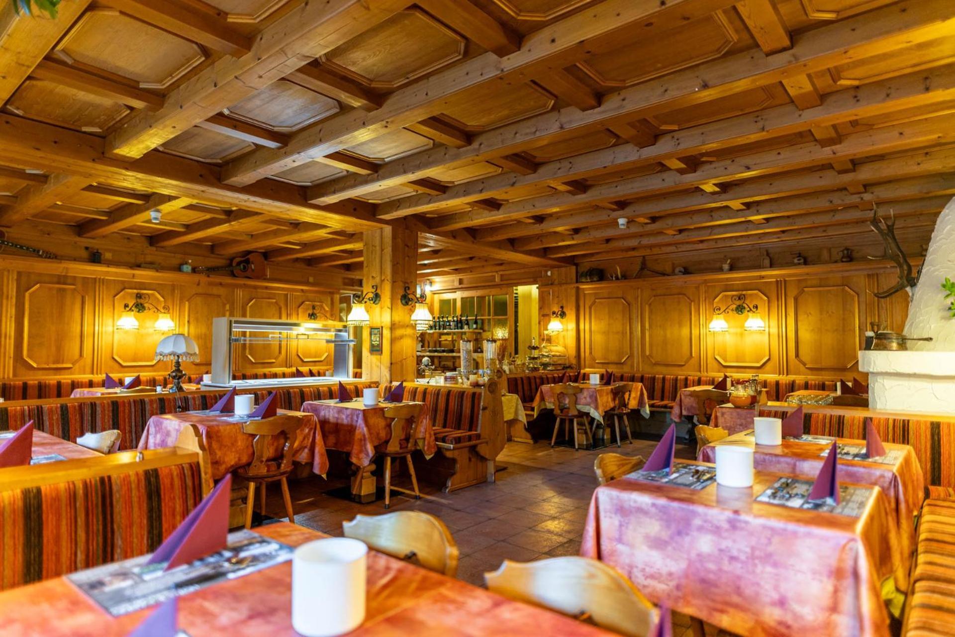 Hotel Il Cardo San Vito di Cadore Exteriör bild