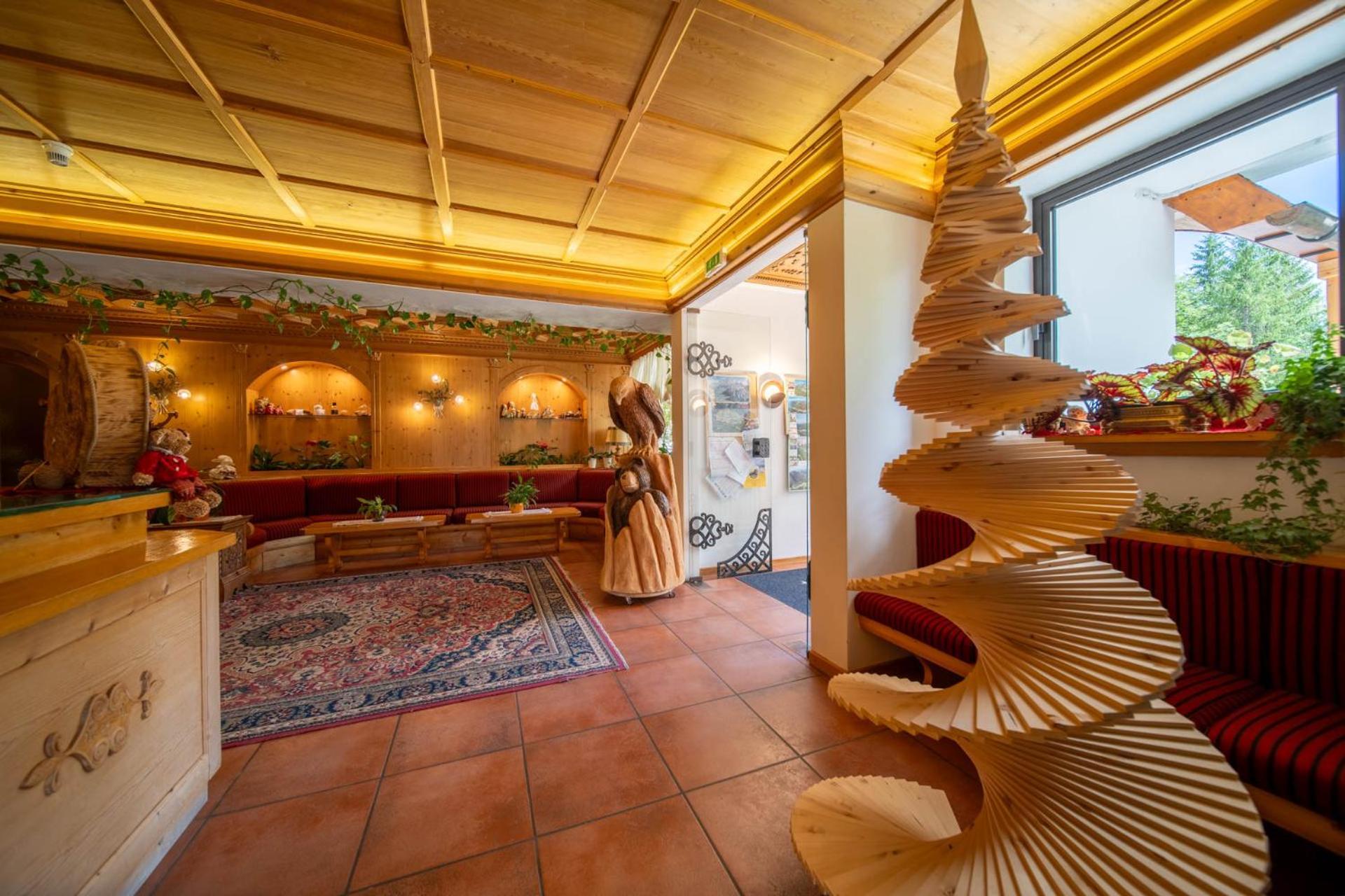 Hotel Il Cardo San Vito di Cadore Exteriör bild