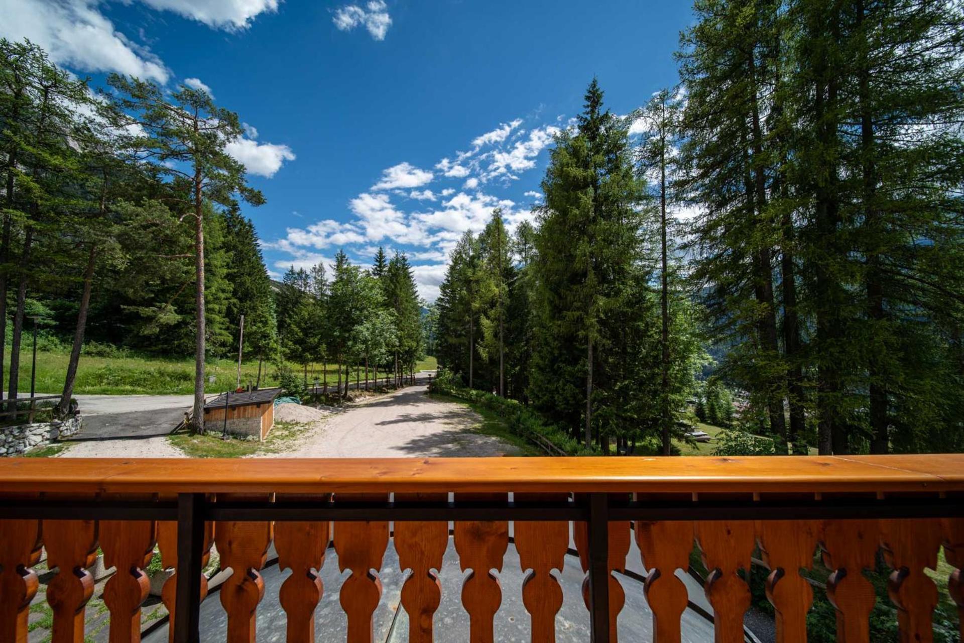 Hotel Il Cardo San Vito di Cadore Exteriör bild