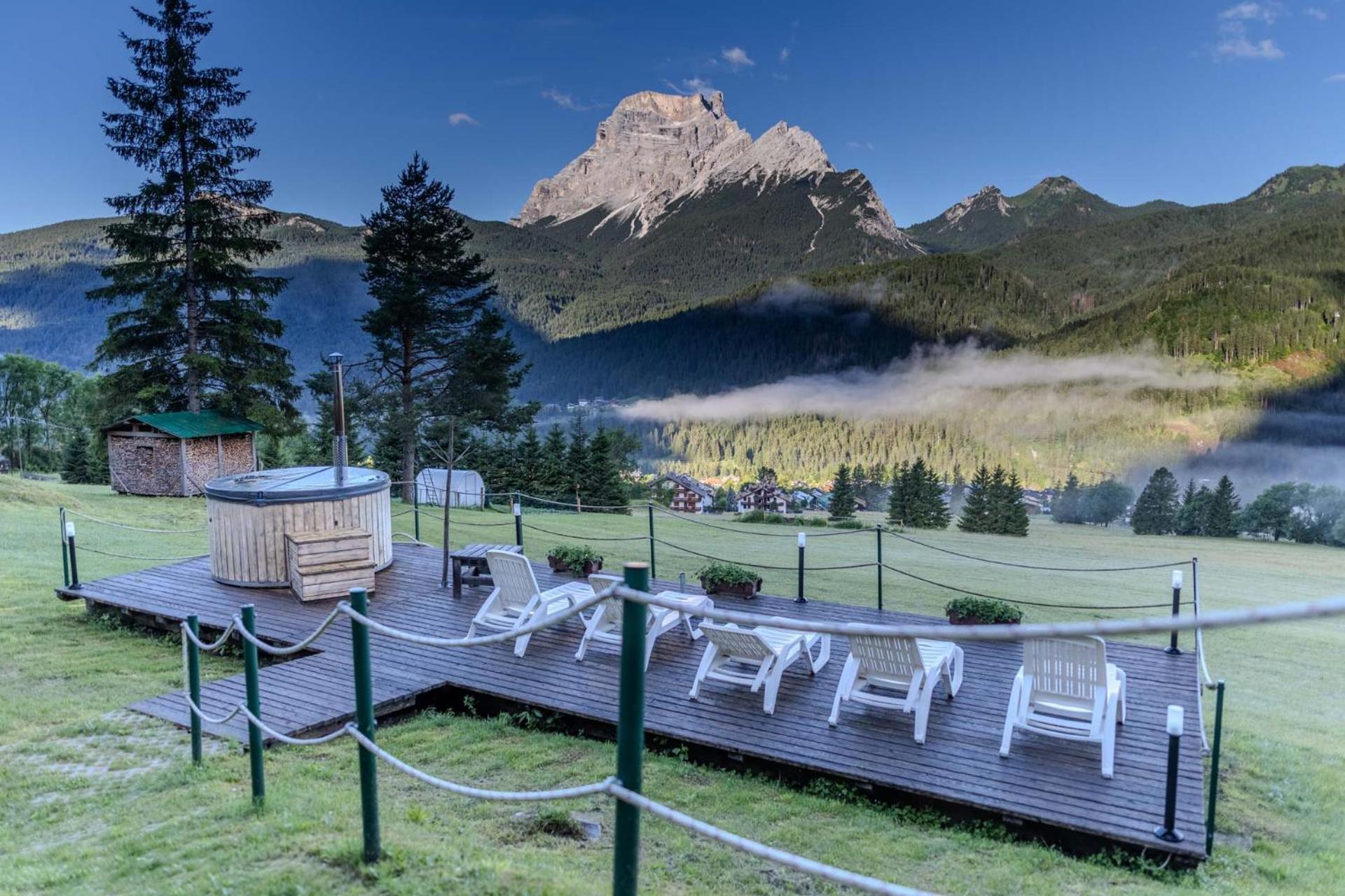 Hotel Il Cardo San Vito di Cadore Exteriör bild