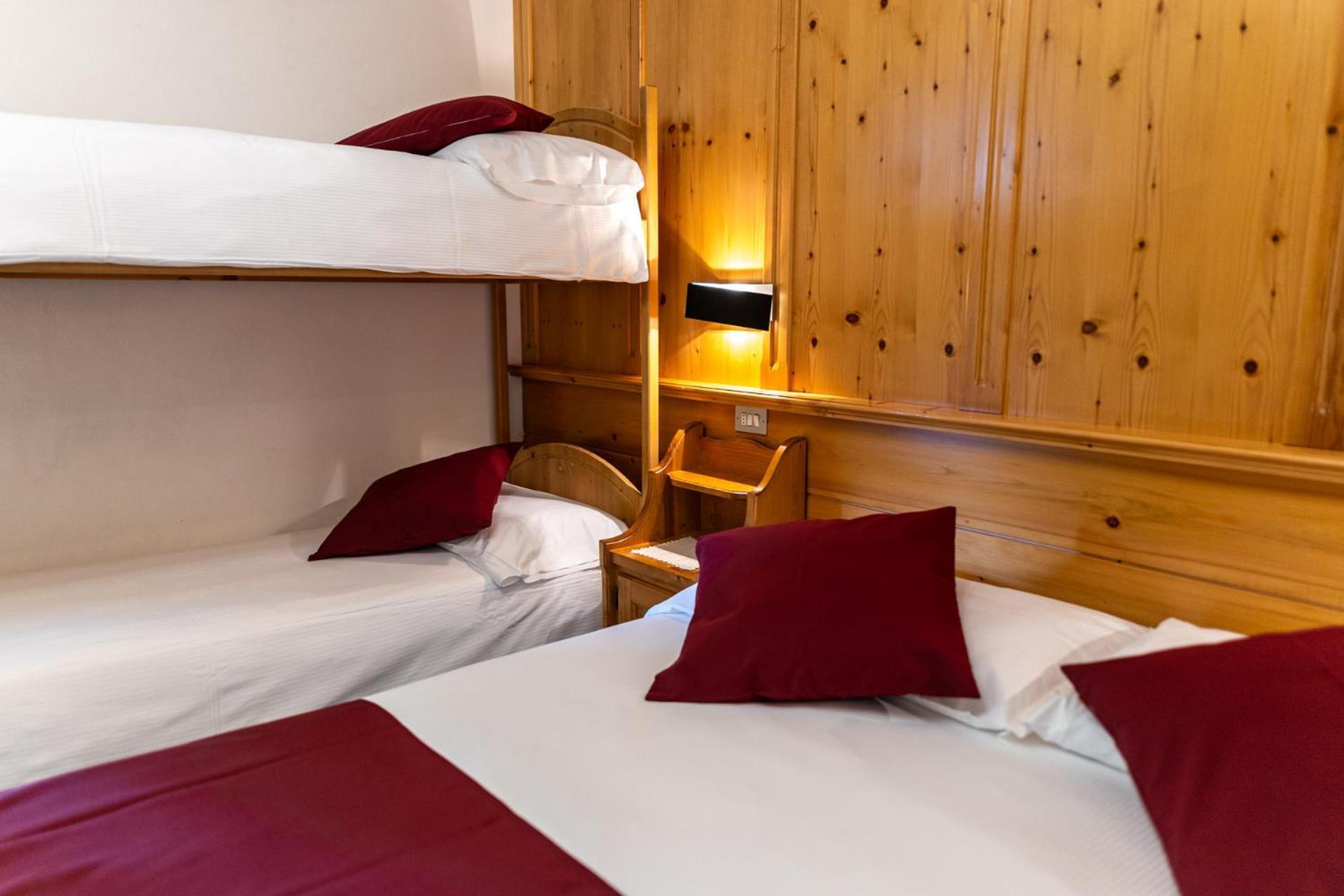 Hotel Il Cardo San Vito di Cadore Exteriör bild