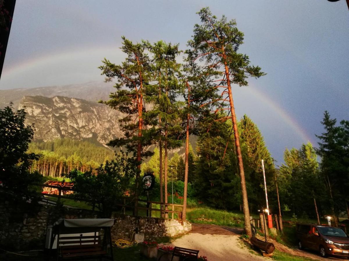 Hotel Il Cardo San Vito di Cadore Exteriör bild